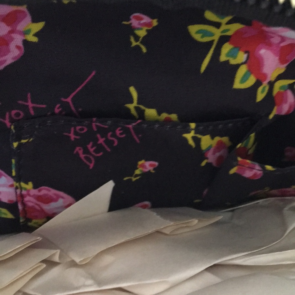 Betsey Johnson Leopard & Roses  Backpack pockets - Picture 4 of 4